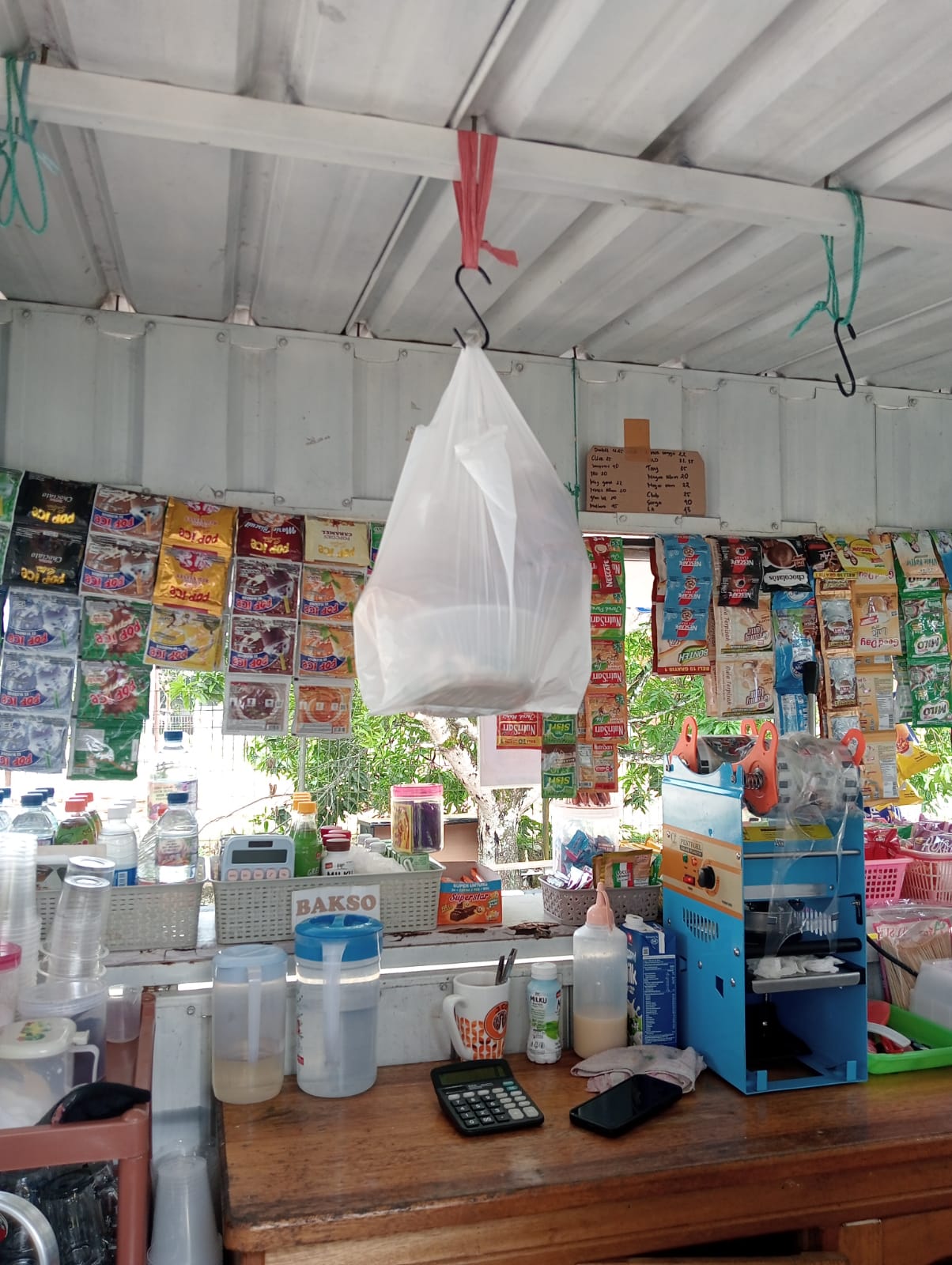 Warung Mama Amo
