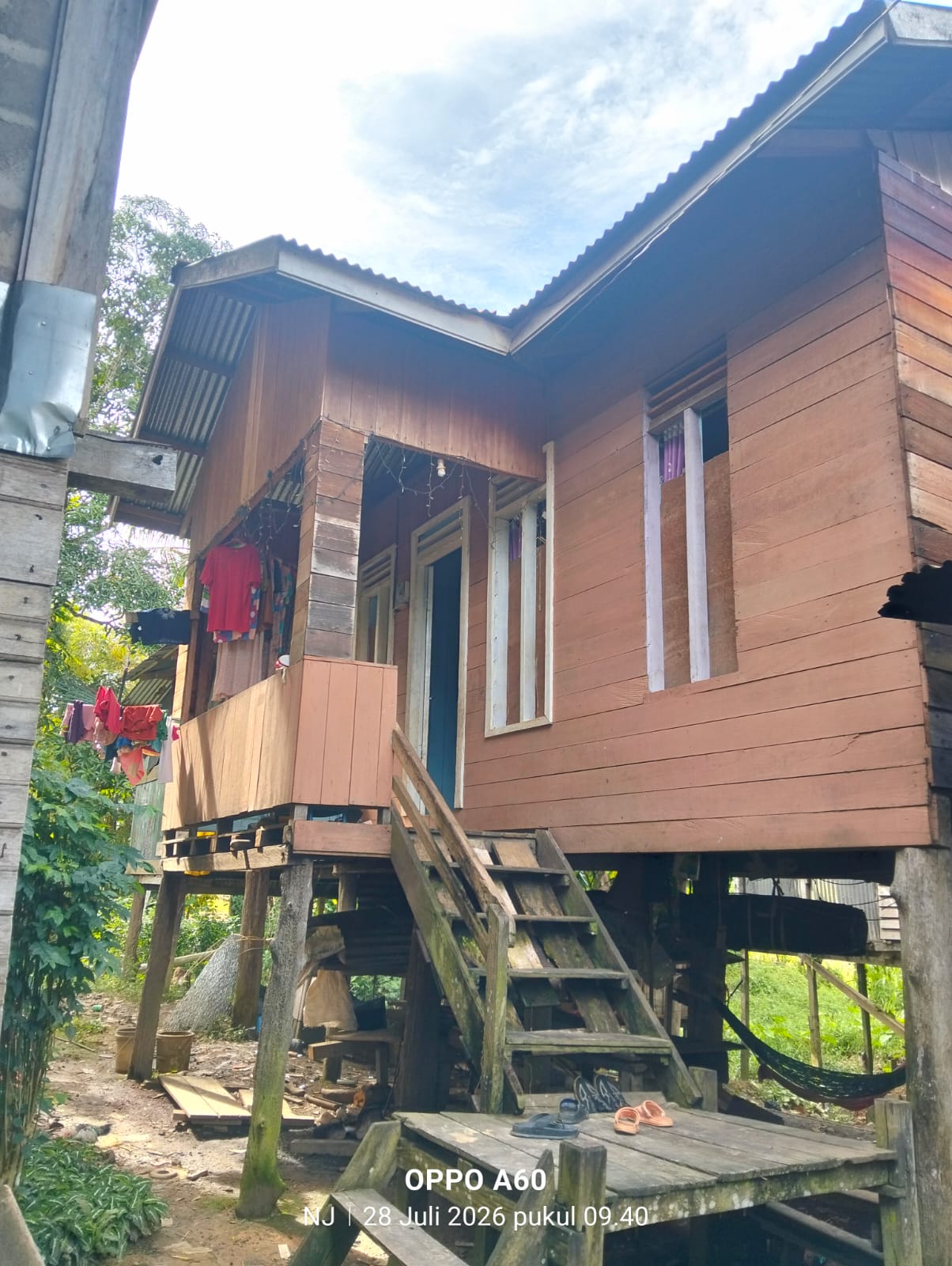 Peyek Astuti lilid 