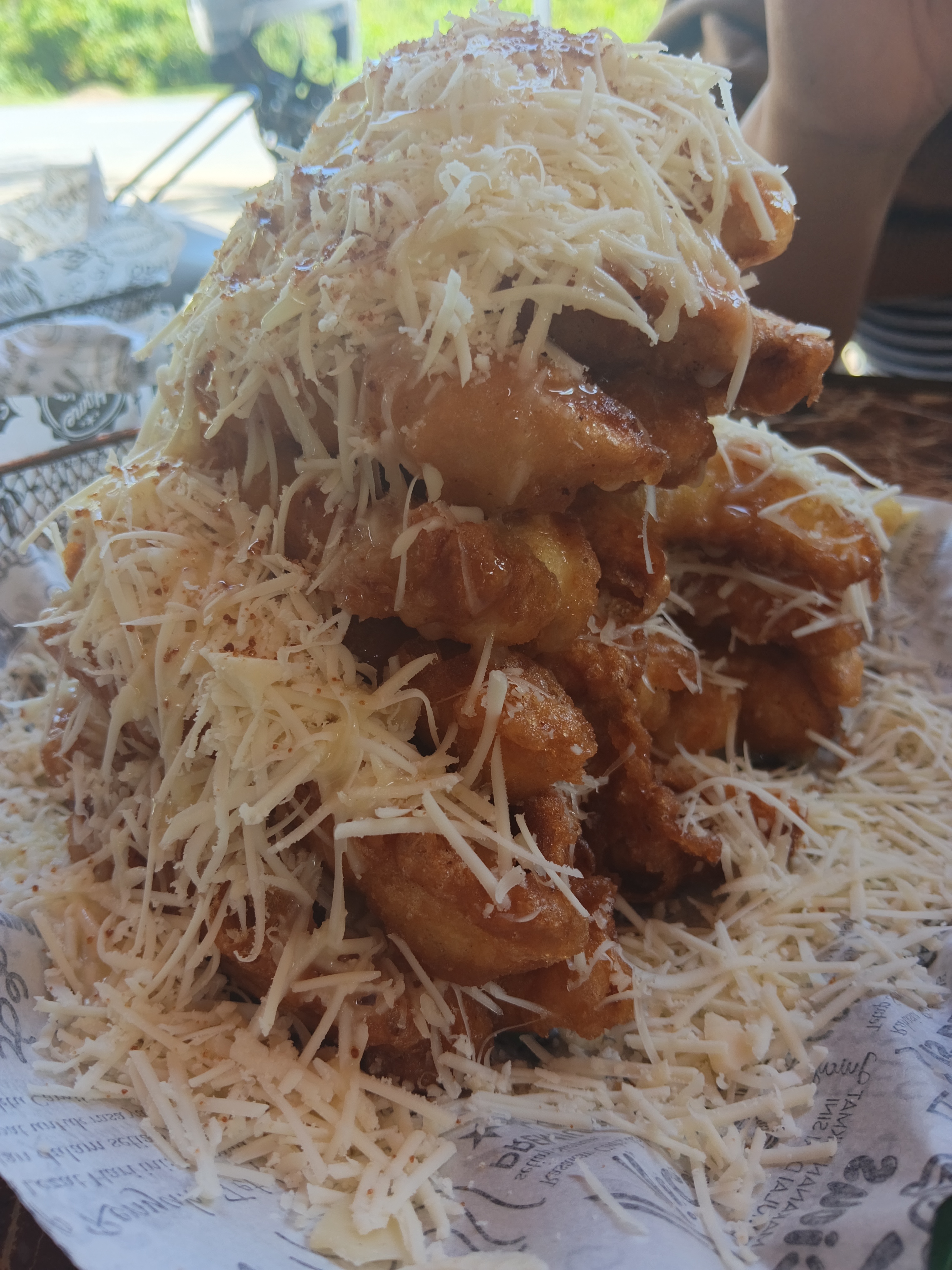 Aneka gorengan tempe,tahu,ceker,pentol,sinfut,cireng,pentol dll