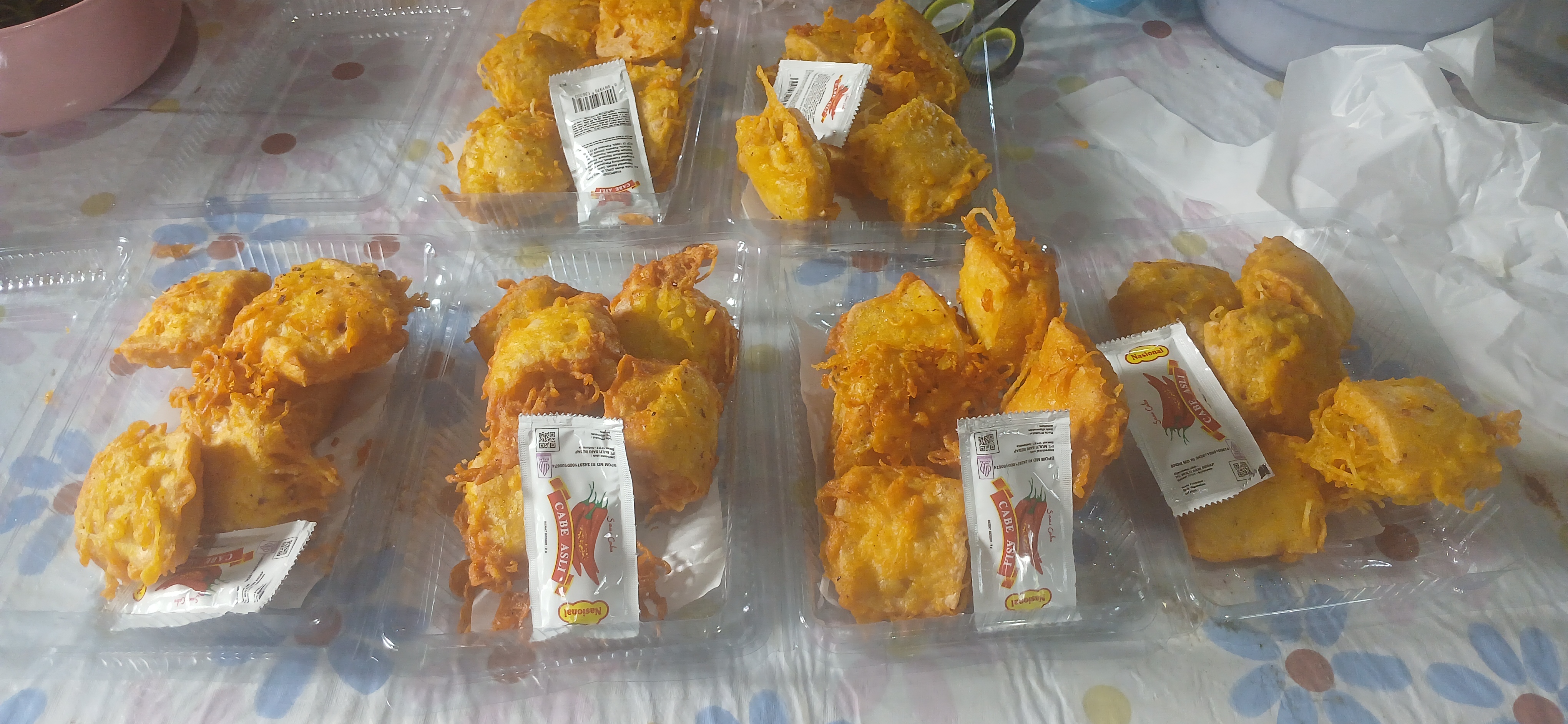 Kios Kakakadek