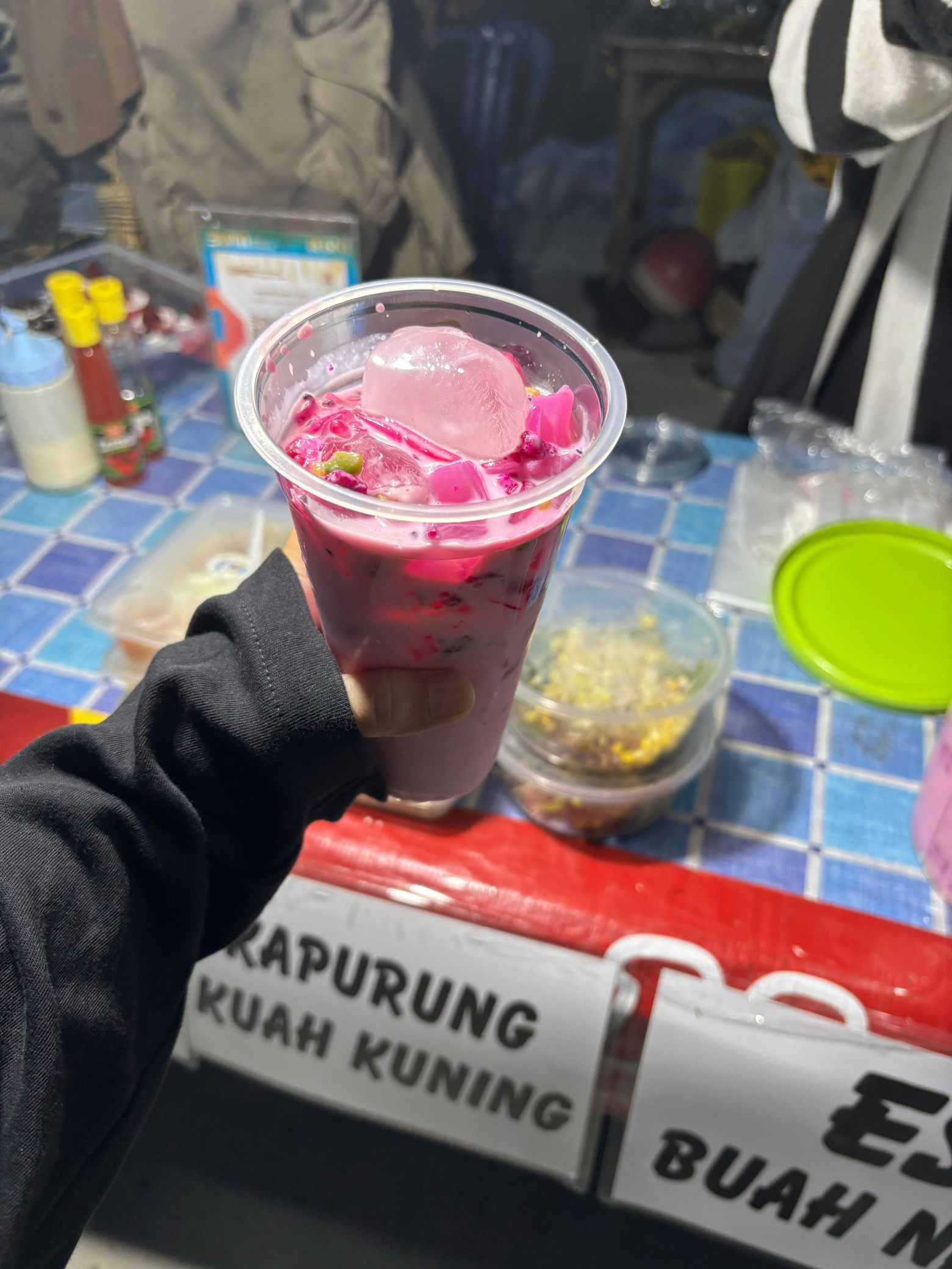 Es buah naga