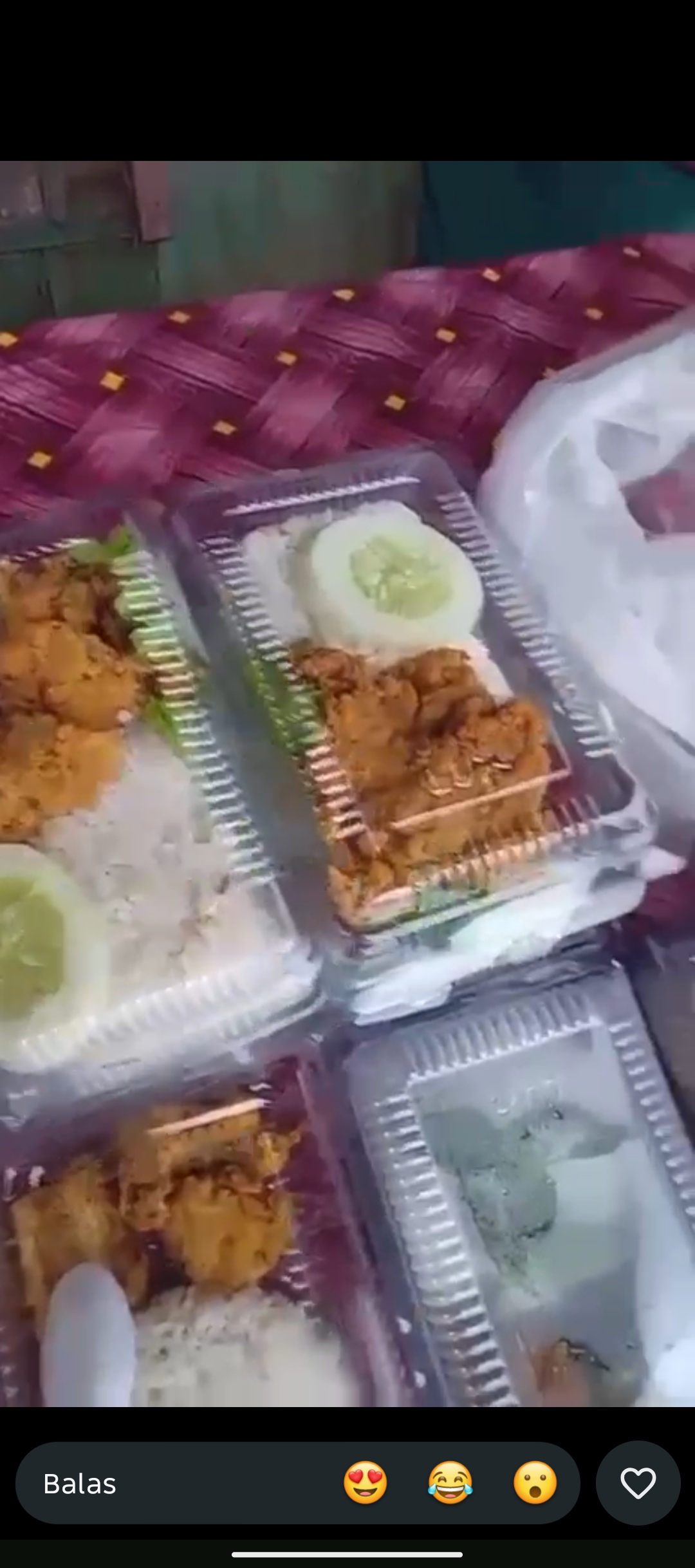 Nasi kulit ayam