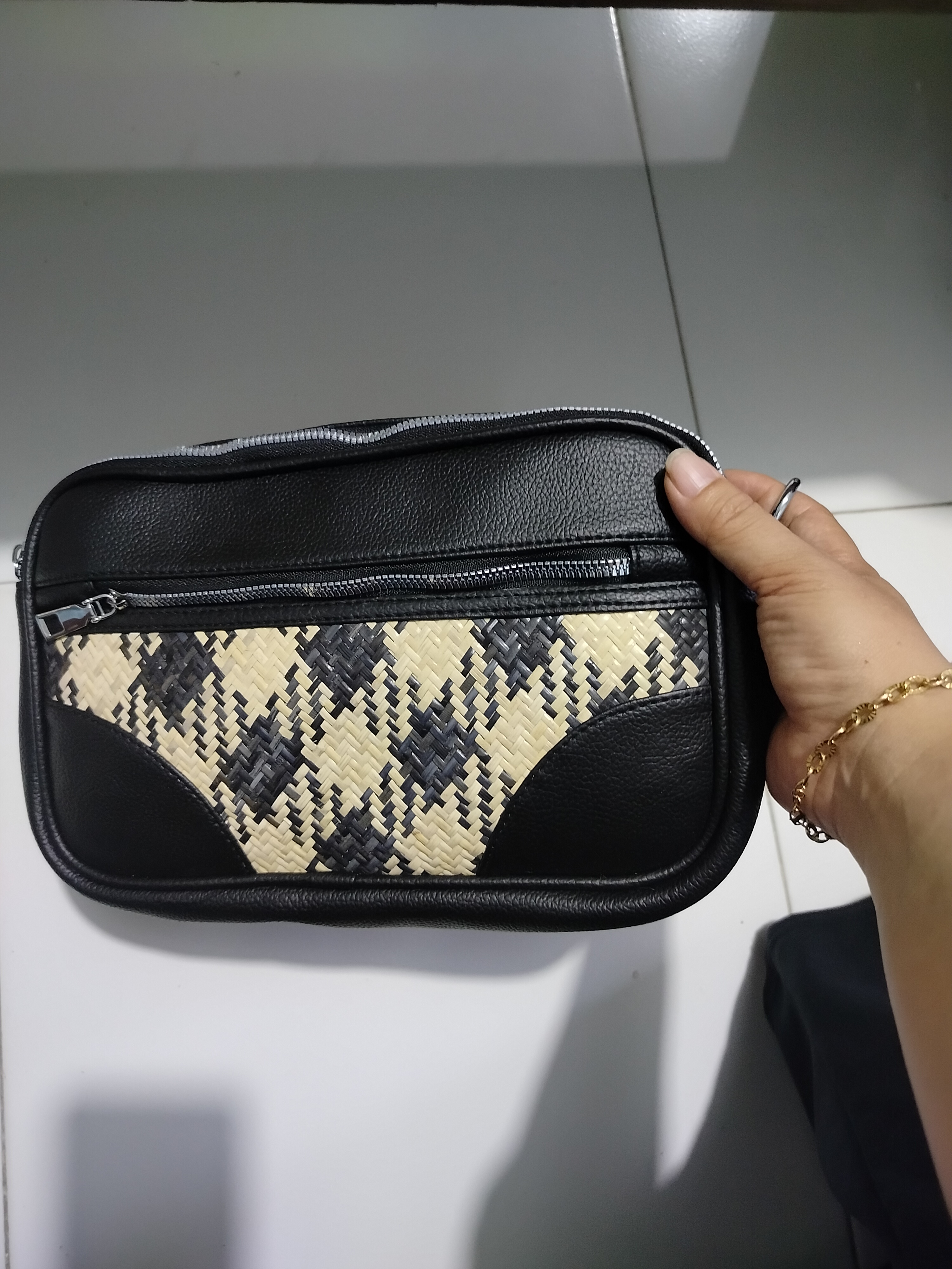 Tas Box