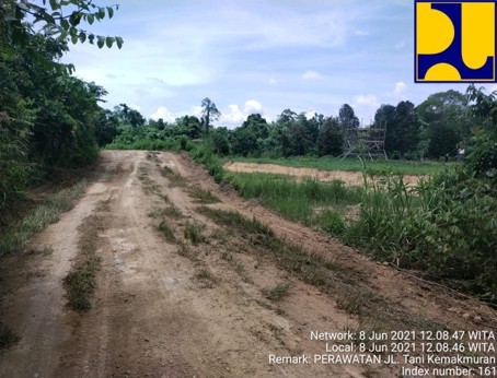 PEMELIHARAAN JL TANI KEMAKMURAN LIDUNG KEMENCI.jpg